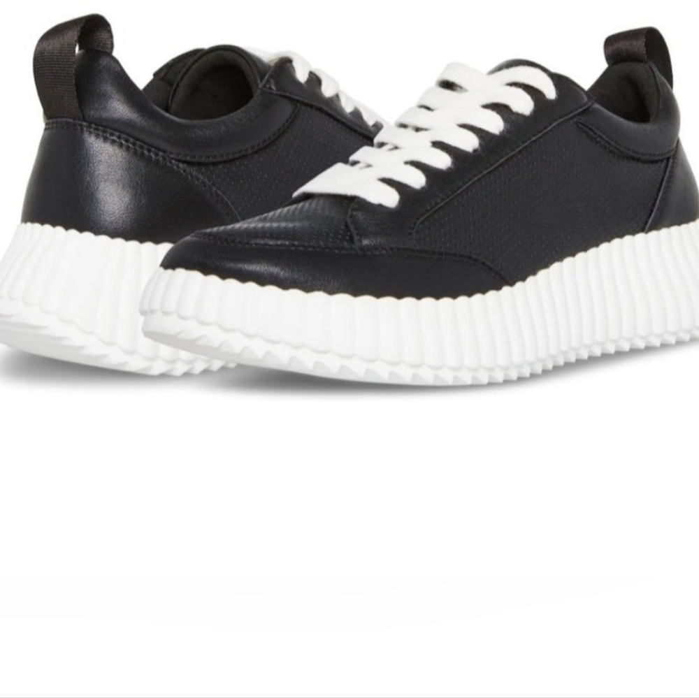 Steve Madden Shock Leather Sneakers